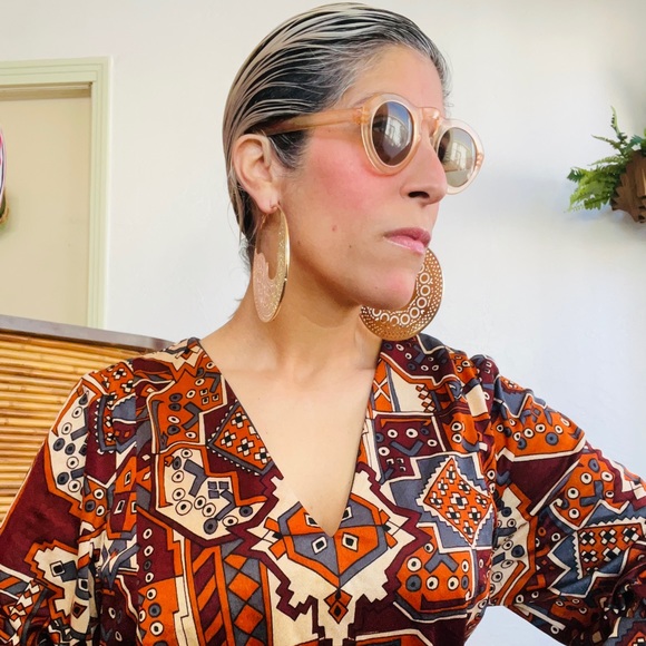 Meet your Posher, Marissa - Picture 2 of 10